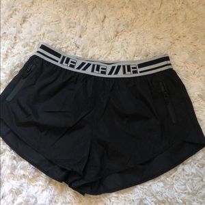 LF shorts brand new never worn 💕